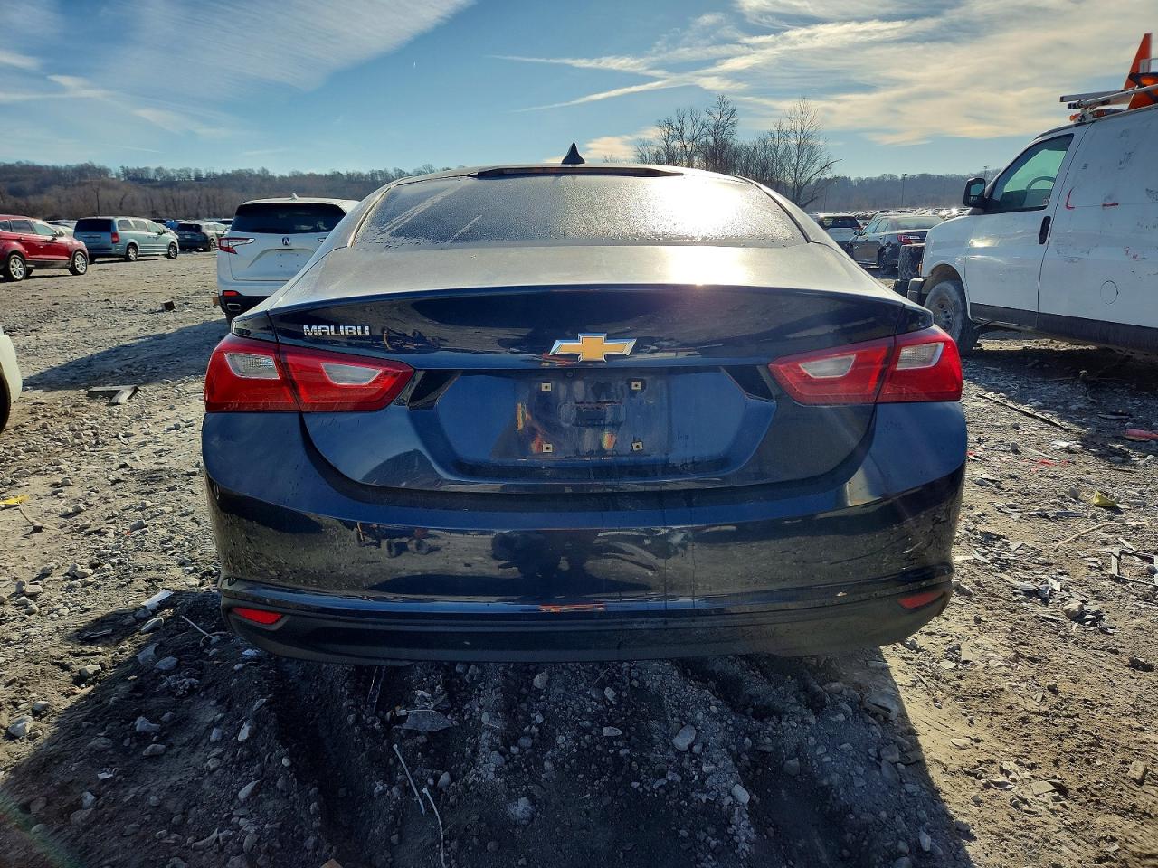 2018 CHEVROLET MALIBU LS photo 6