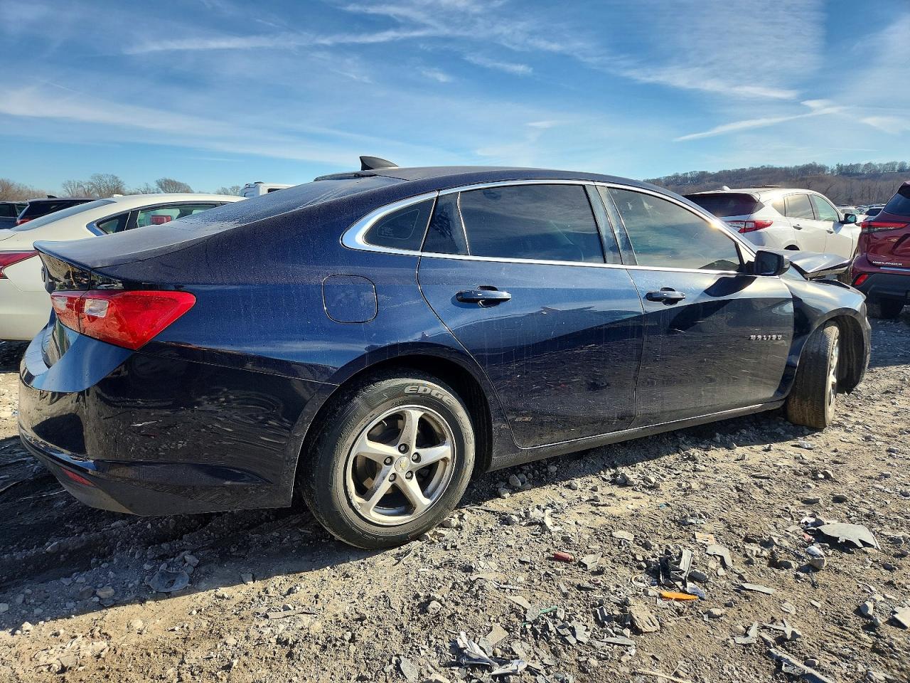 2018 CHEVROLET MALIBU LS photo 3