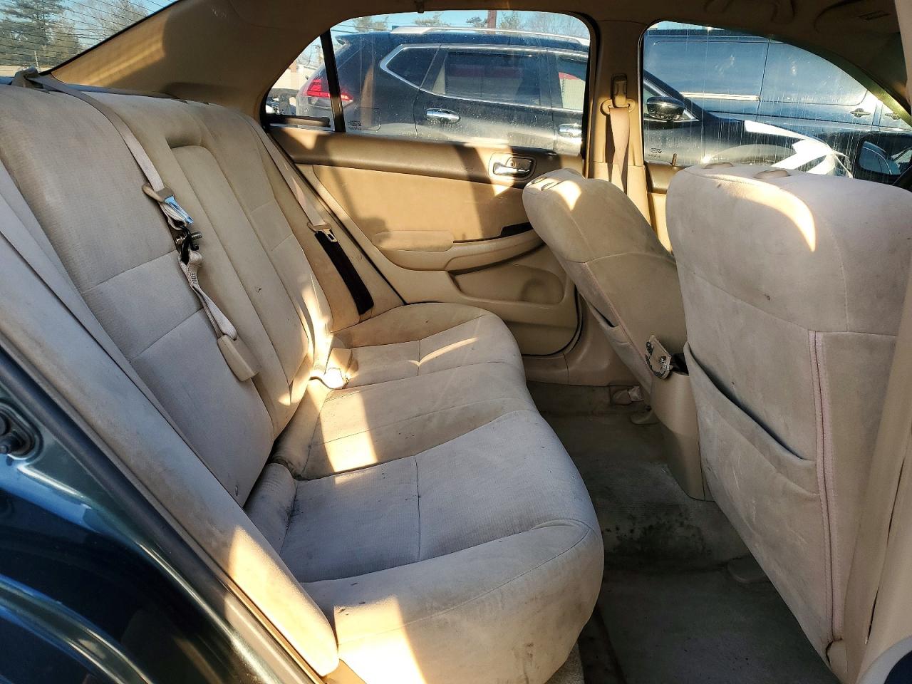2004 HONDA ACCORD LX photo 10