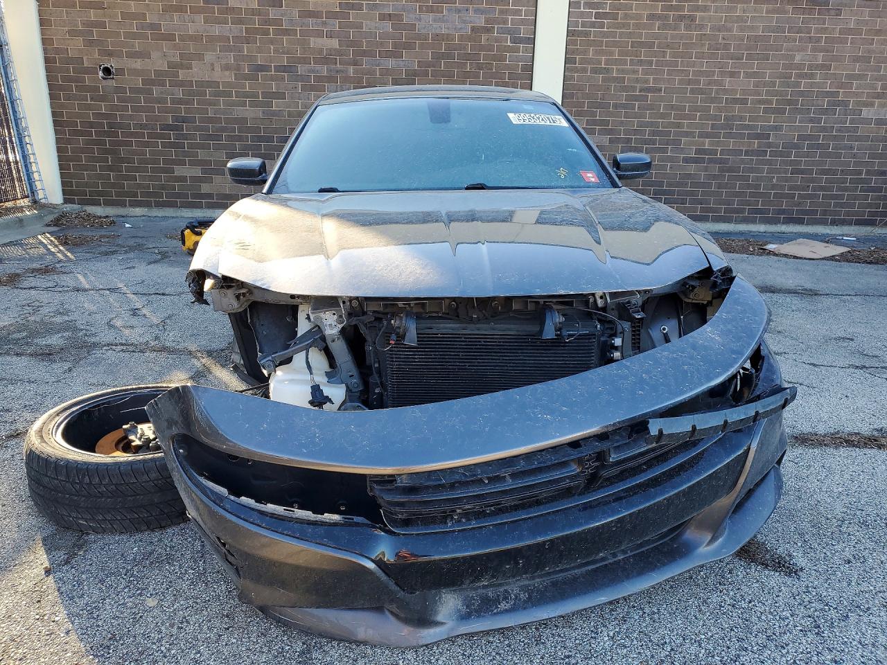 2017 DODGE CHARGER SXT photo 5