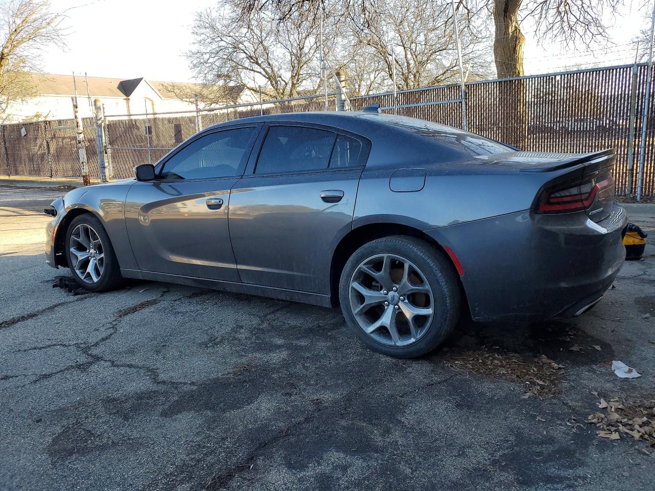 2017 DODGE CHARGER SXT photo 2
