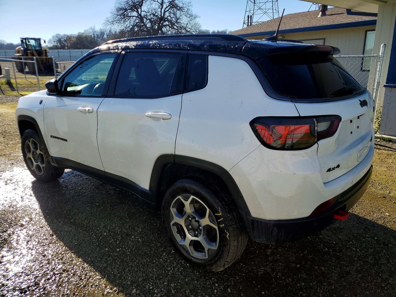 2022 JEEP COMPASS TRAILHAWK photo 2