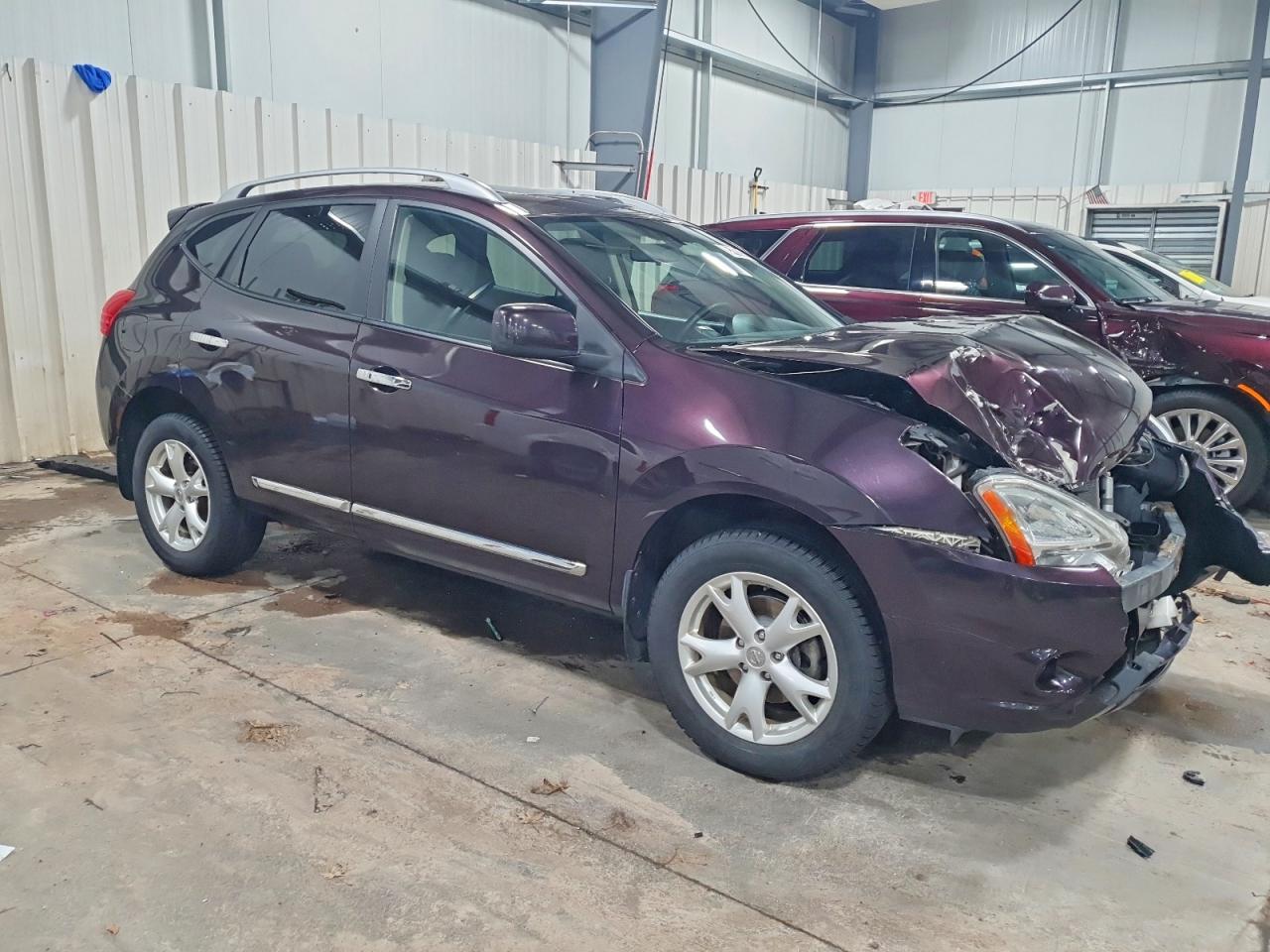 2011 NISSAN ROGUE S photo 4