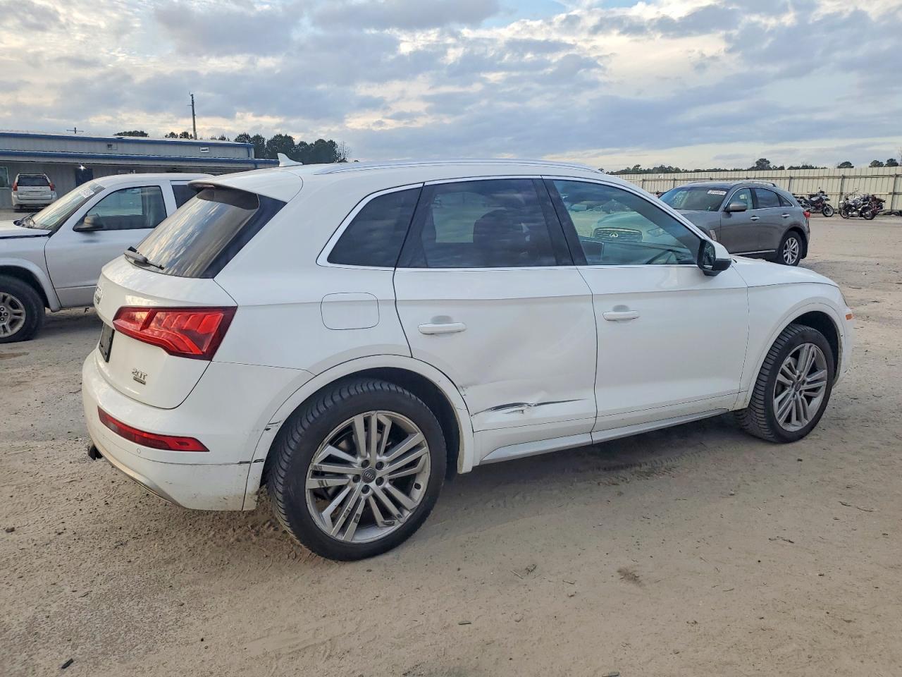 2018 AUDI Q5 PRESTIGE photo 3