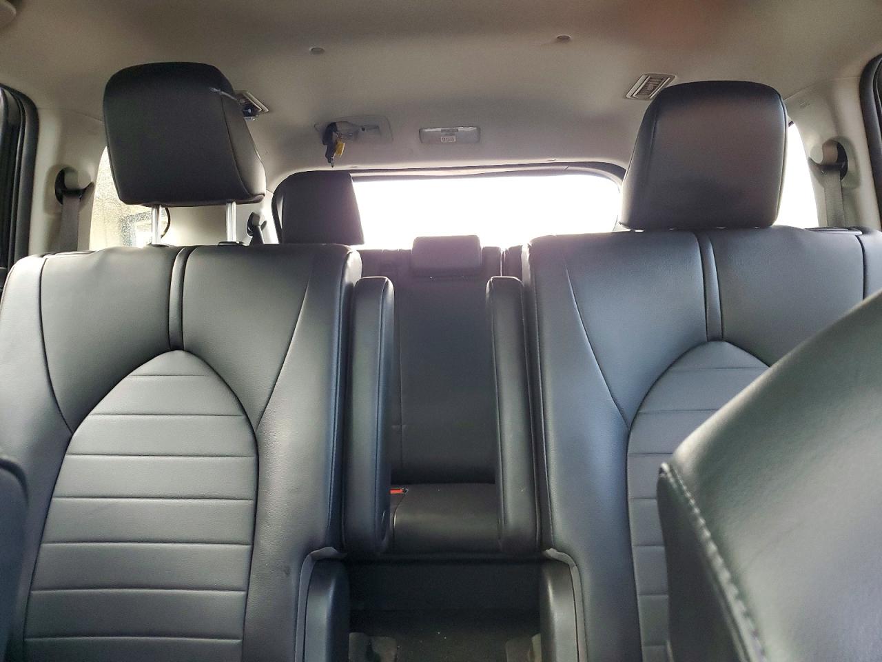2021 TOYOTA HIGHLANDER XLE photo 10