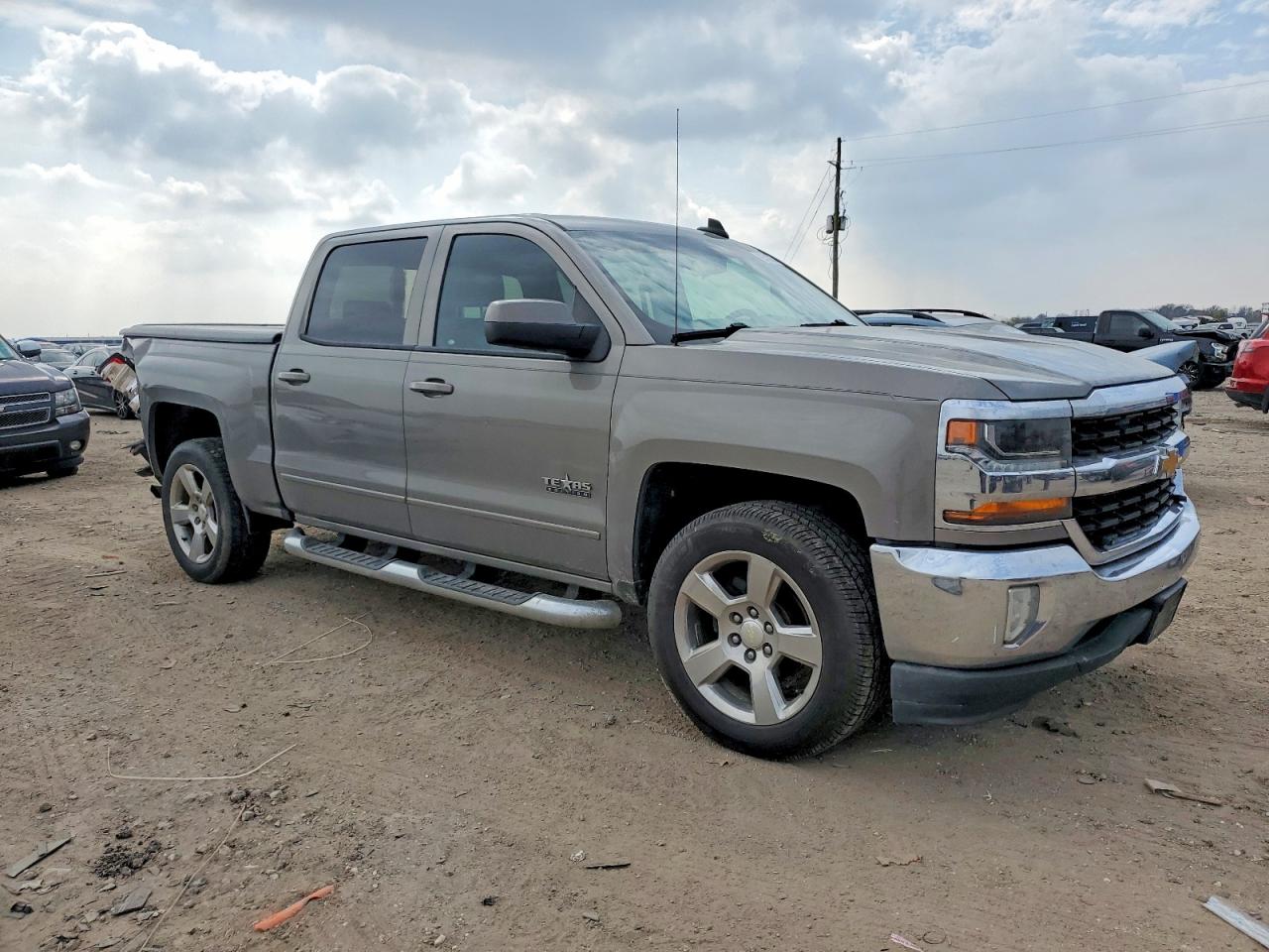 2017 CHEVROLET SILVERADO C1500 LT photo 7