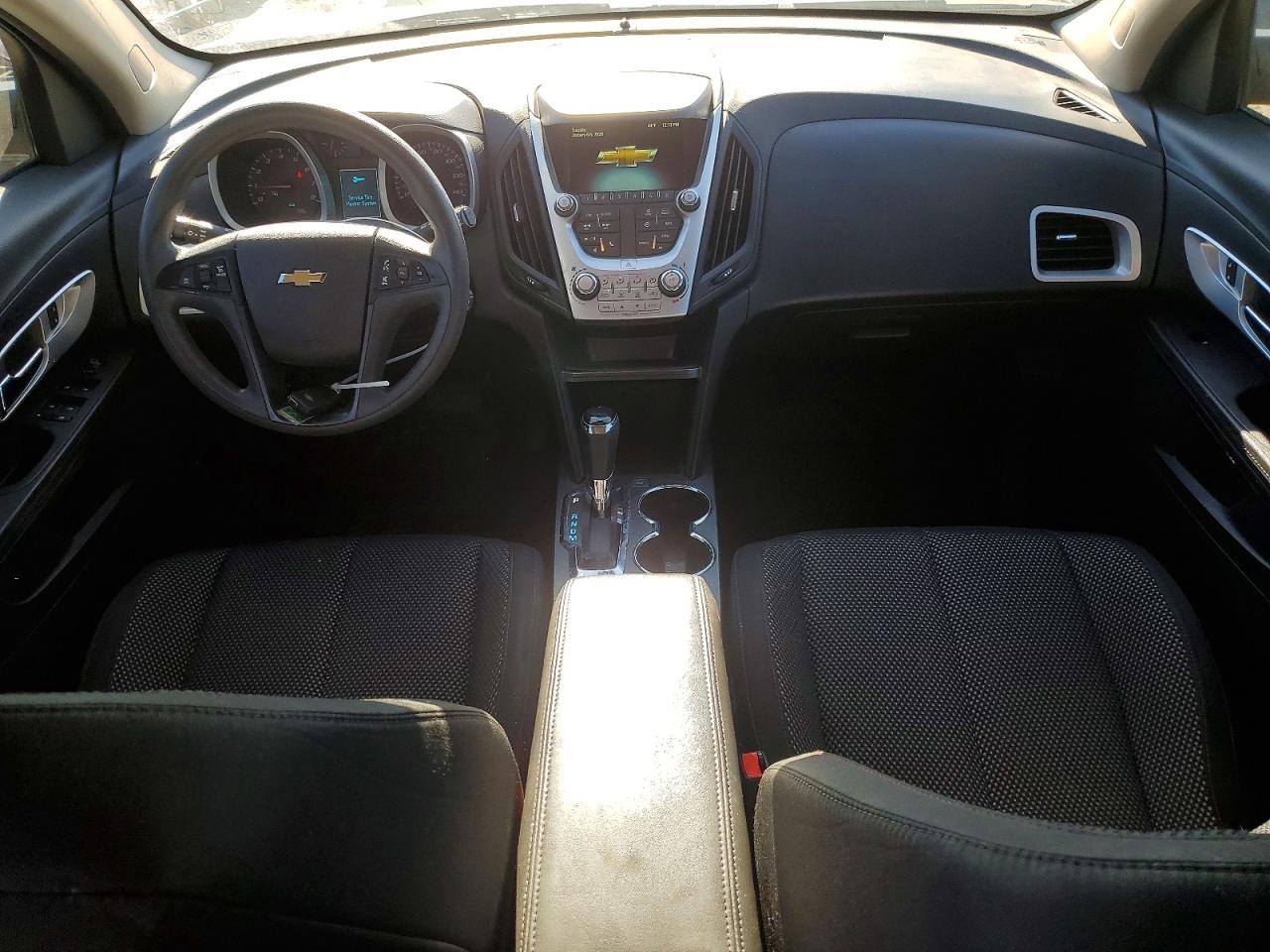 2017 CHEVROLET EQUINOX LS photo 8
