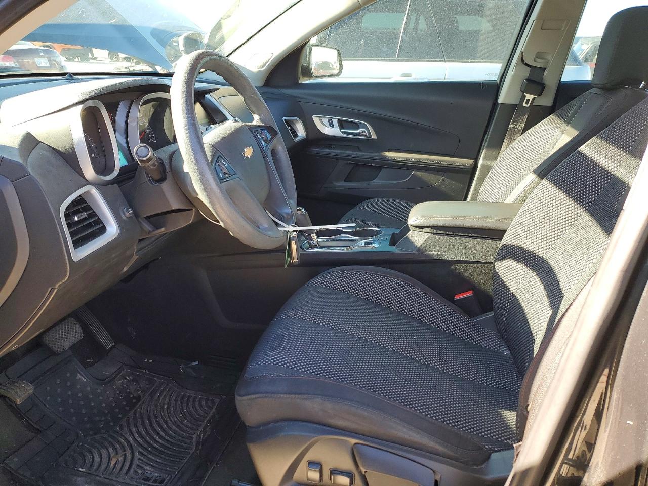 2017 CHEVROLET EQUINOX LS photo 7