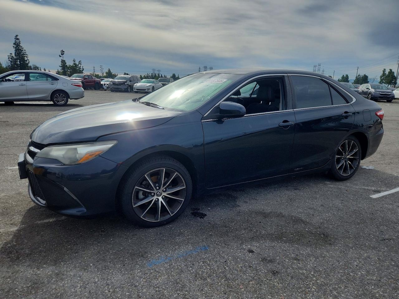 2015 TOYOTA CAMRY