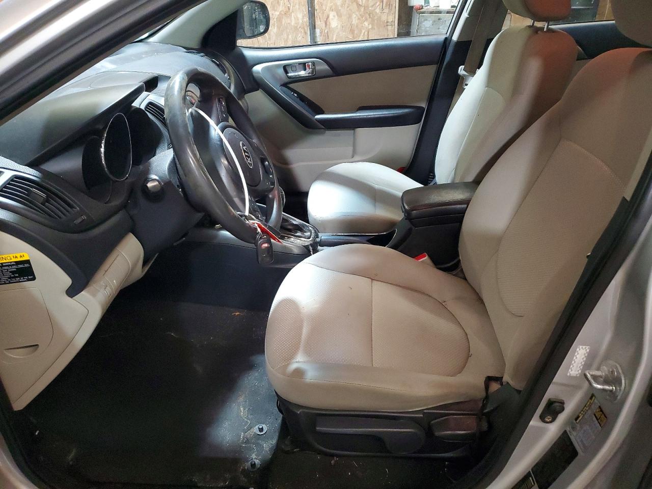 2013 KIA FORTE EX photo 7