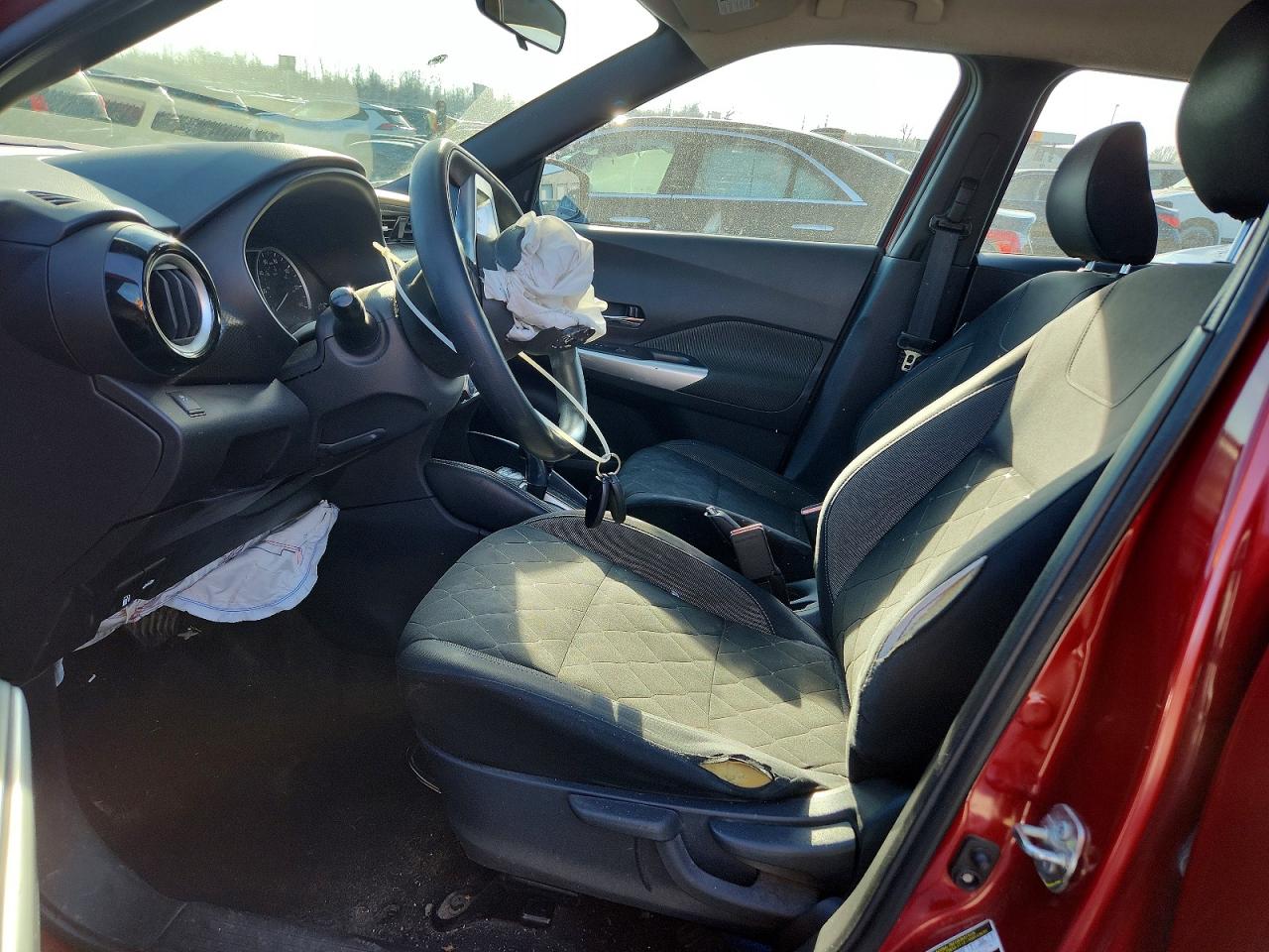 2018 NISSAN KICKS S photo 7