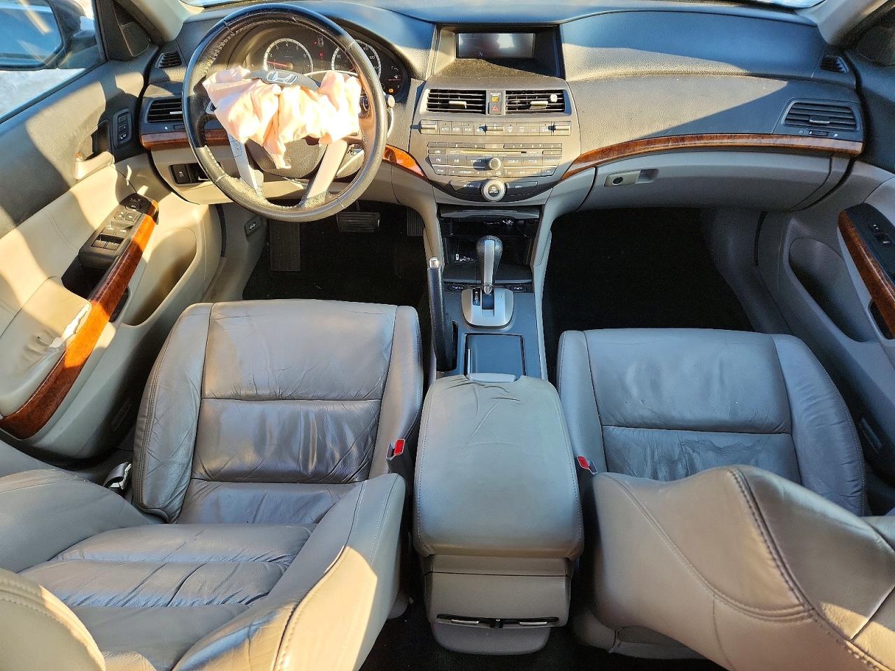 2011 HONDA ACCORD EXL photo 8