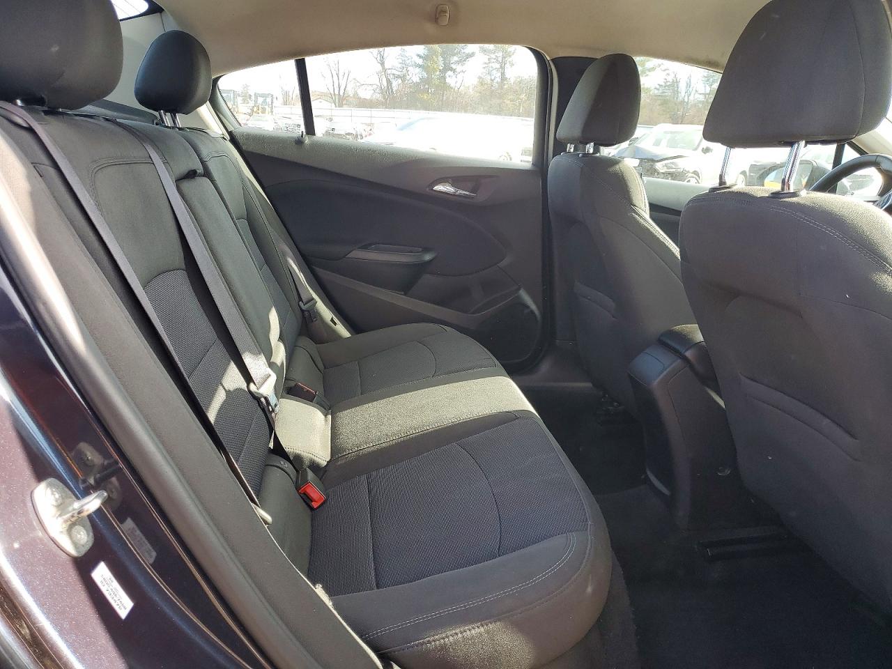 2016 CHEVROLET CRUZE LT photo 10