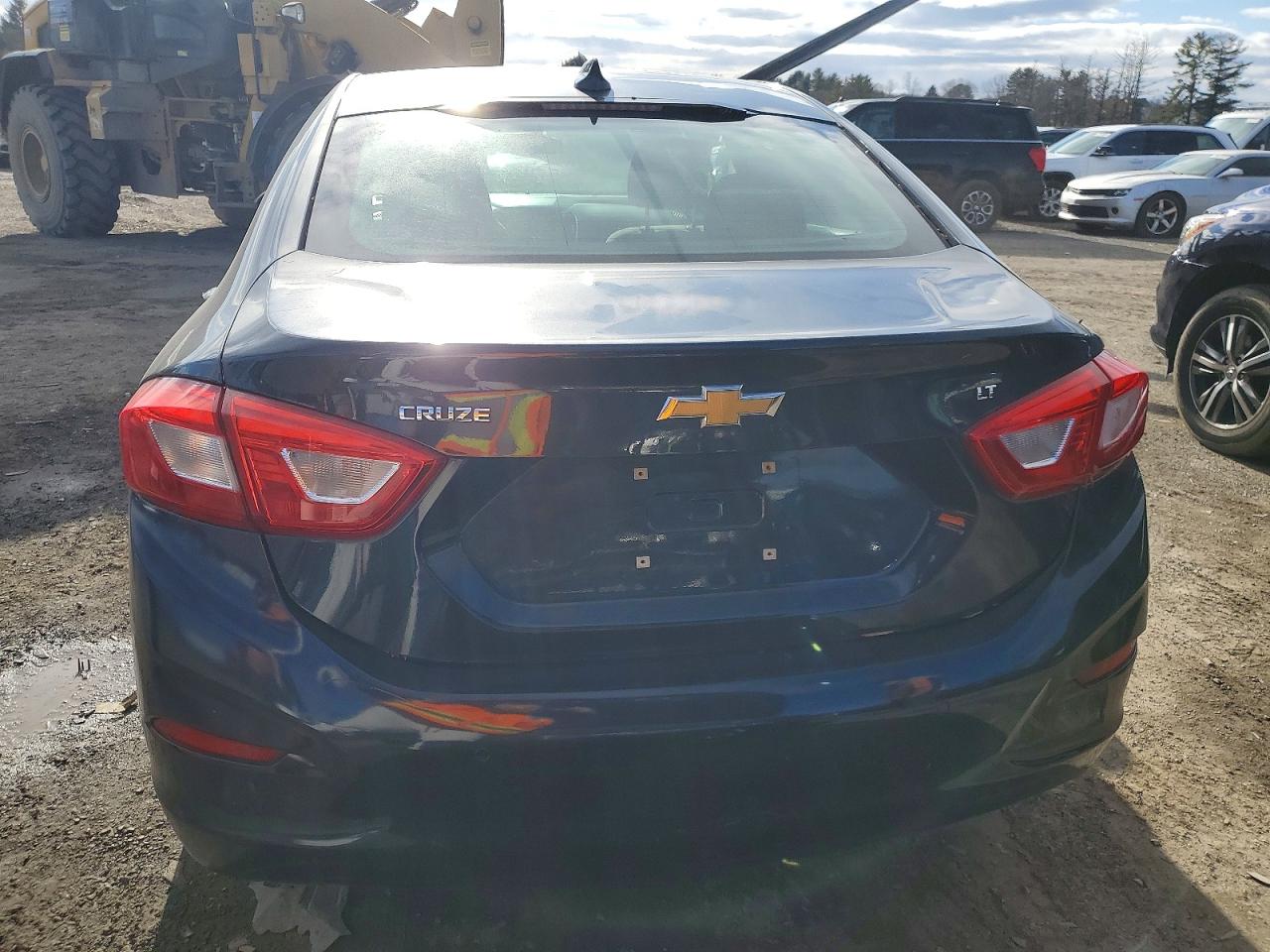 2016 CHEVROLET CRUZE LT photo 6