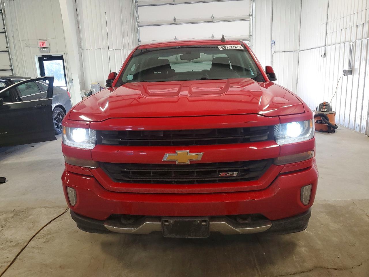 2016 CHEVROLET SILVERADO K1500 LT photo 5