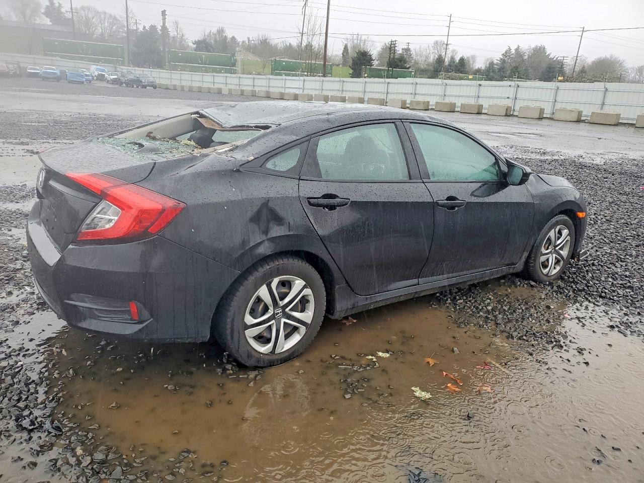 2017 HONDA CIVIC LX photo 3