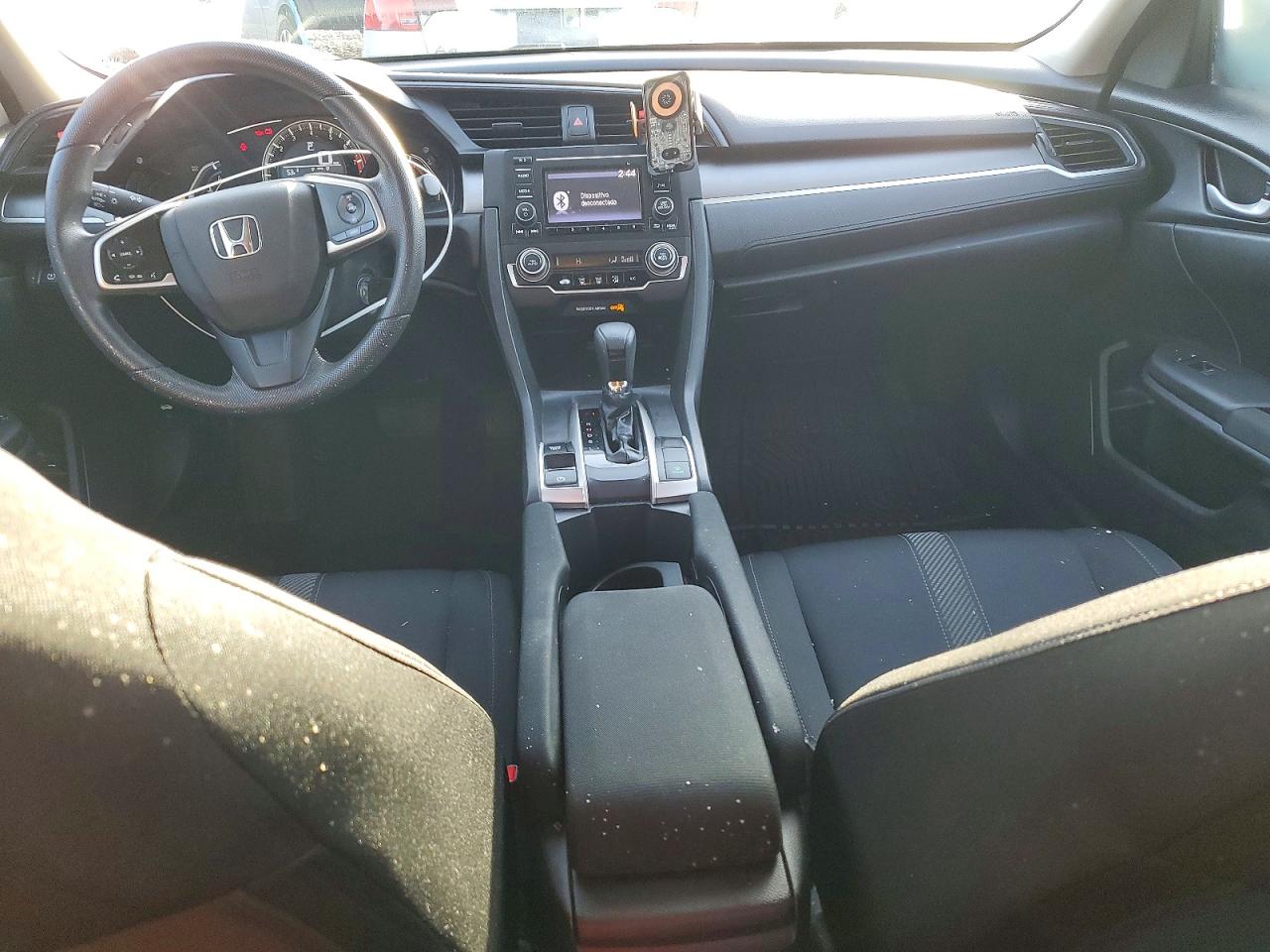 2017 HONDA CIVIC LX photo 8