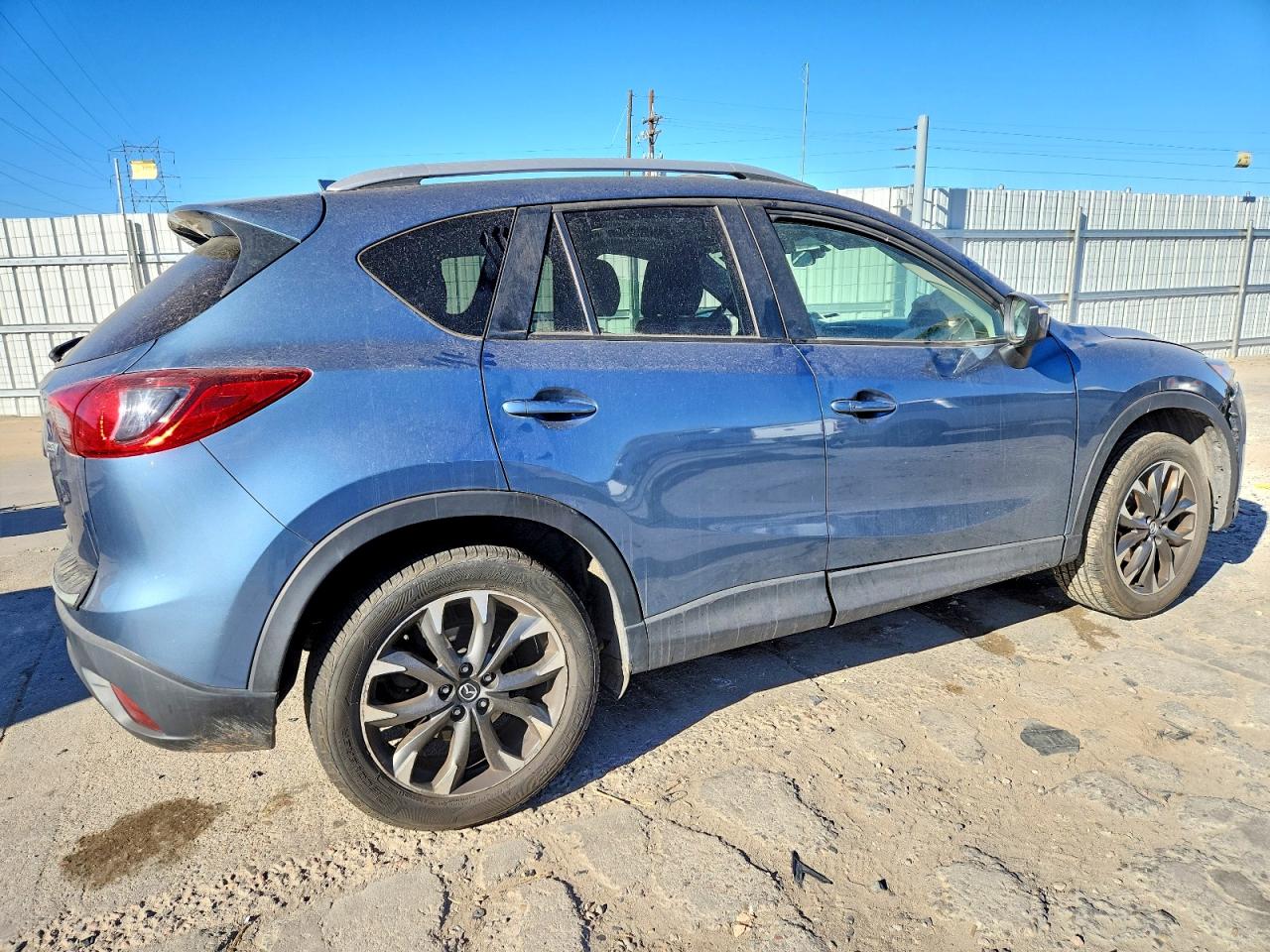 2016 MAZDA CX-5 GT photo 3