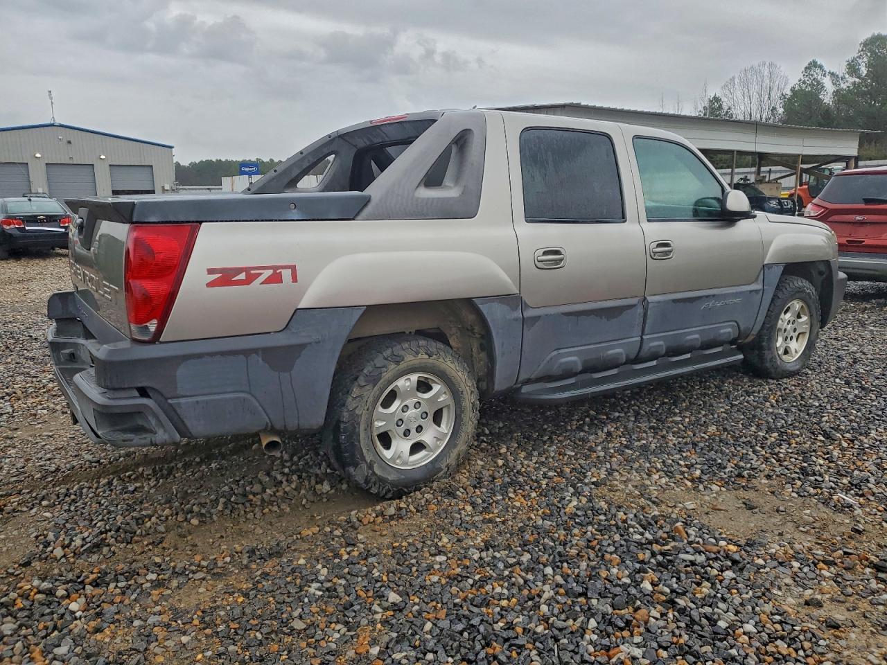 2003 CHEVROLET AVALANCHE K1500 photo 3