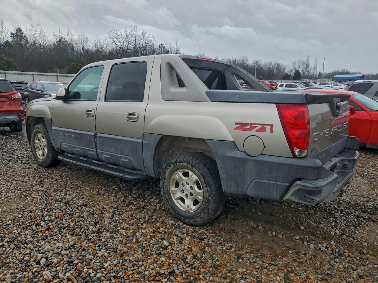 2003 CHEVROLET AVALANCHE K1500 photo 2