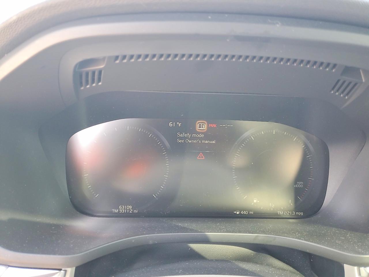 2020 VOLVO XC60 T5 MOMENTUM photo 25