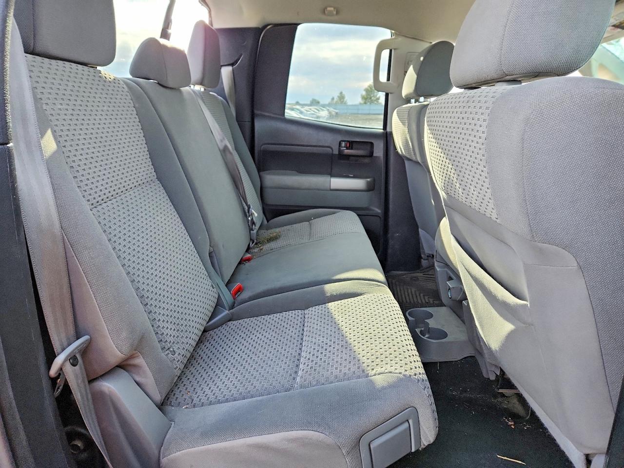 2013 TOYOTA TUNDRA DOUBLE CAB SR5 photo 10