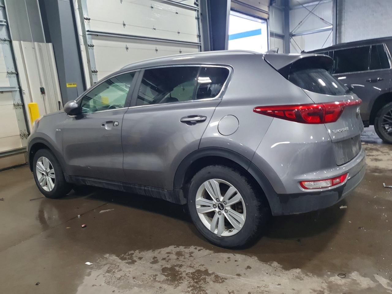 2017 KIA SPORTAGE LX photo 3