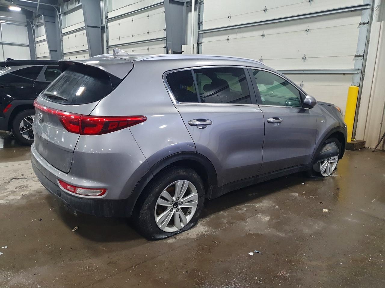 2017 KIA SPORTAGE LX photo 5