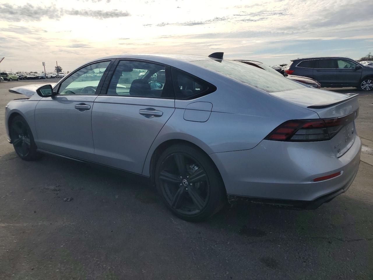 2025 HONDA ACCORD HYBRID SPORT-L photo 2
