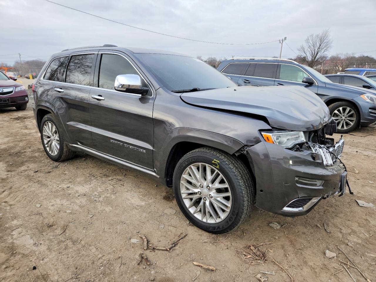 2018 JEEP GRAND CHEROKEE SUMMIT photo 4