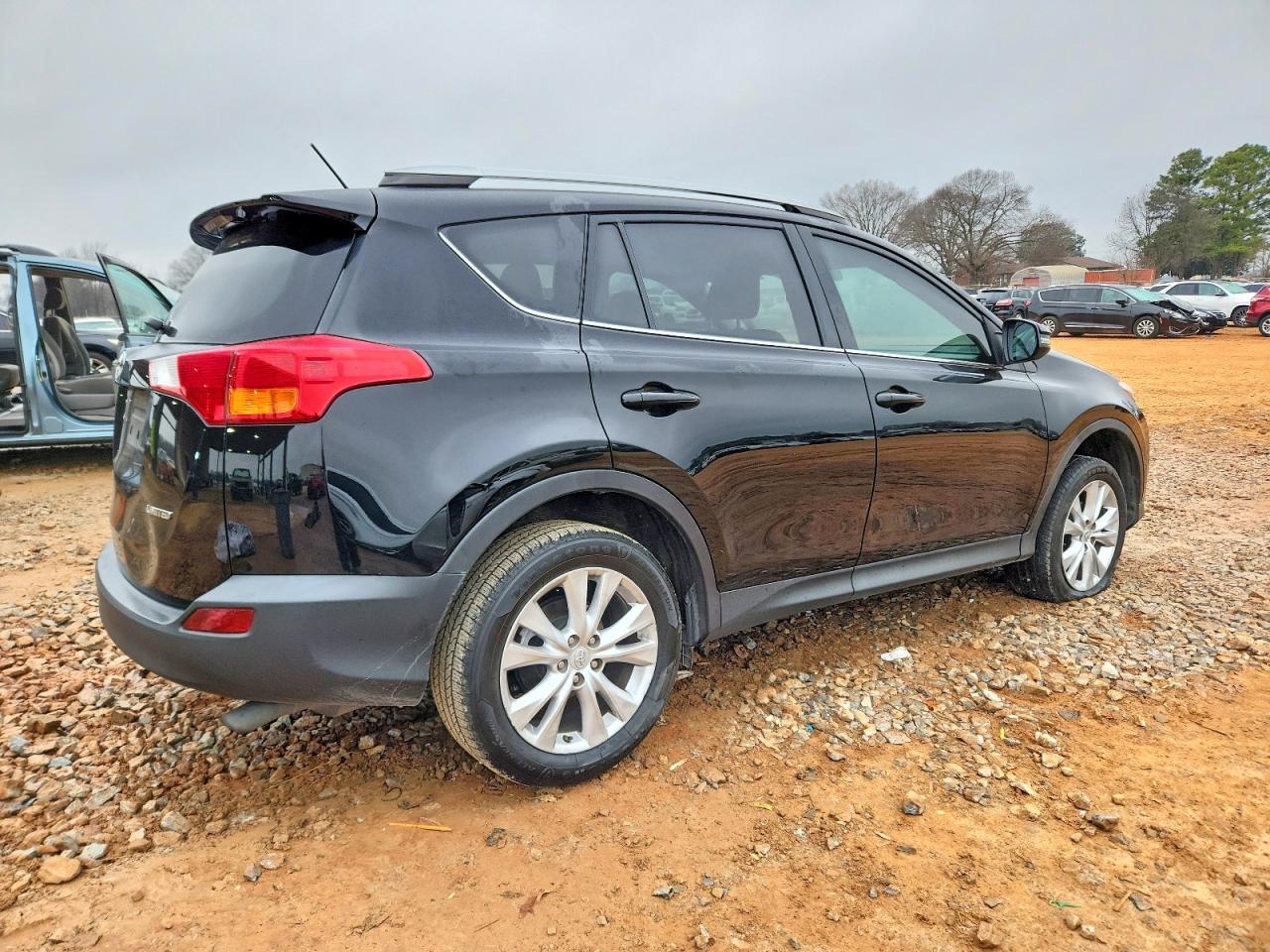 2014 TOYOTA RAV4 LIMITED photo 3