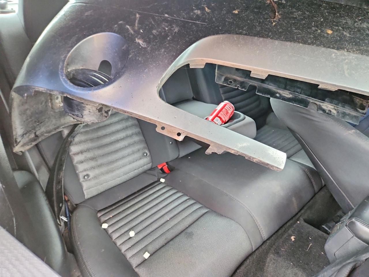 2012 DODGE CHALLENGER SXT photo 10
