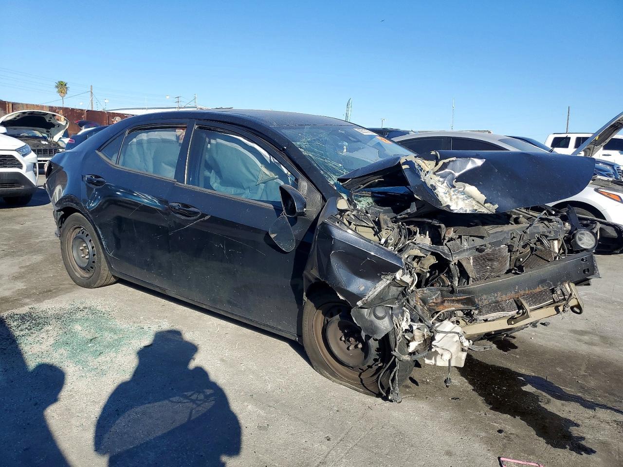 2017 TOYOTA COROLLA LE photo 4