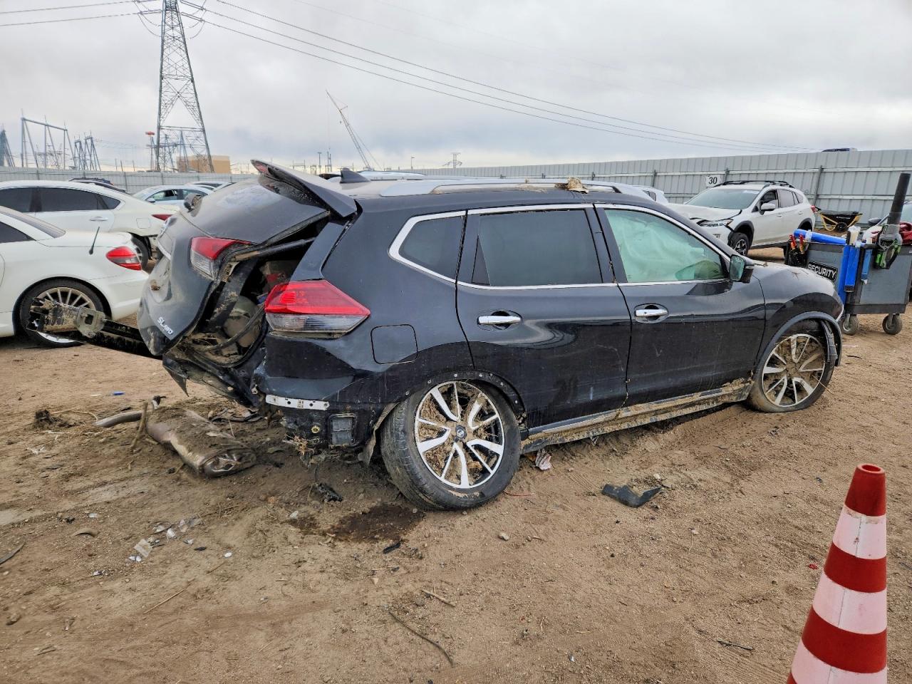 2020 NISSAN ROGUE S photo 3