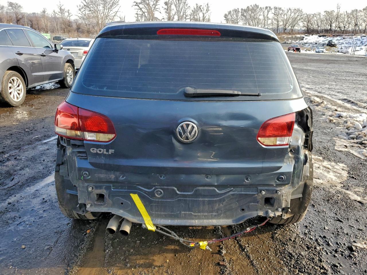 2010 VOLKSWAGEN GOLF photo 6