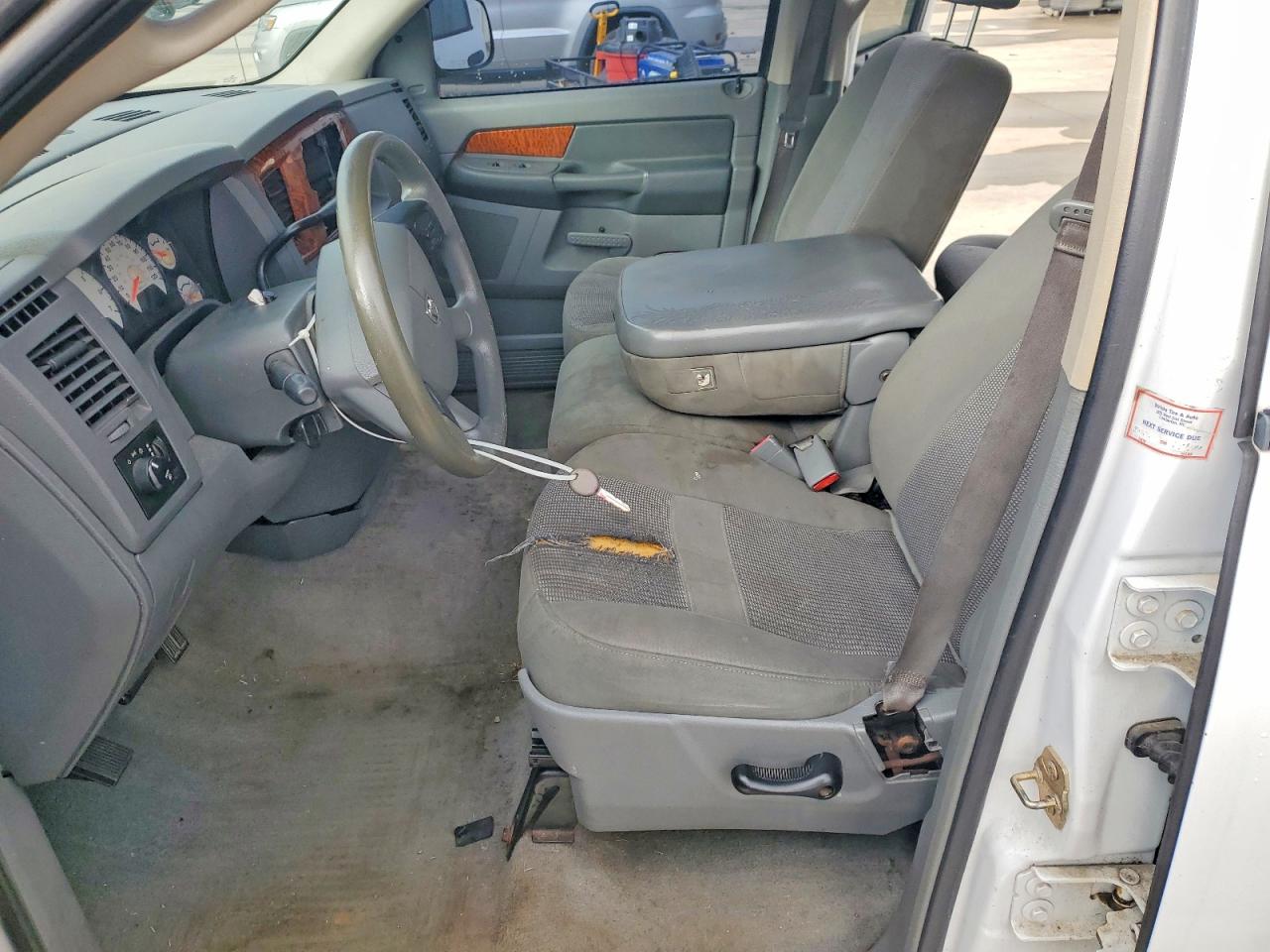 2006 DODGE RAM 1500 ST photo 7