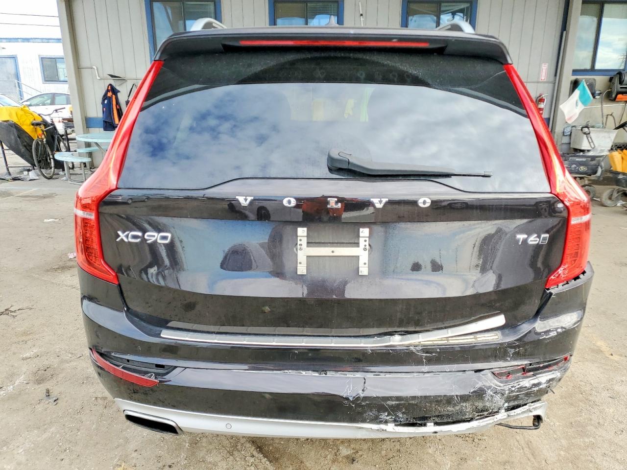 2016 VOLVO XC90 T6 photo 6