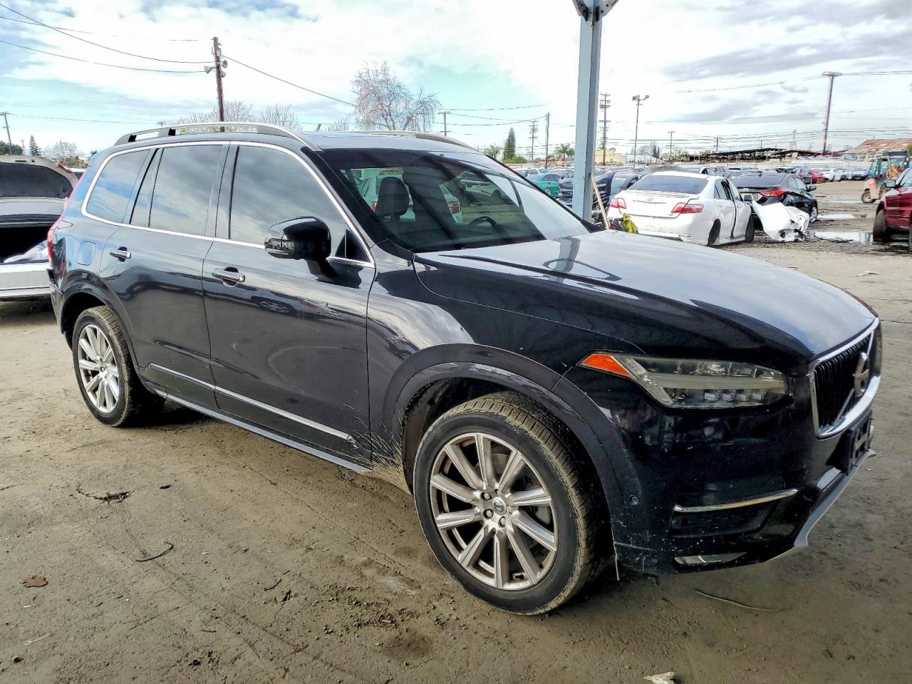 2016 VOLVO XC90 T6 photo 4
