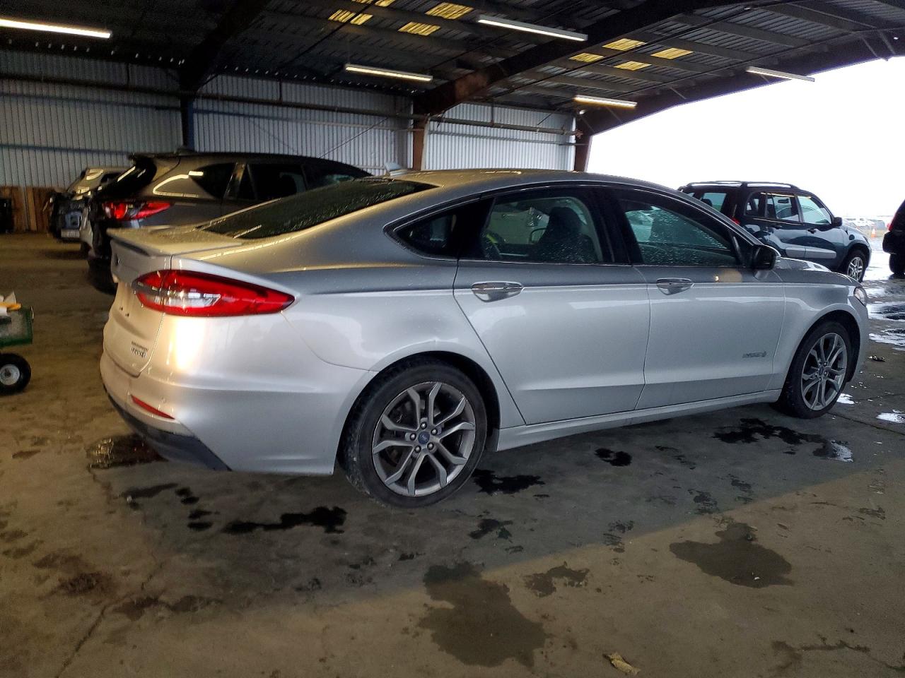 2019 FORD FUSION TITANIUM photo 3