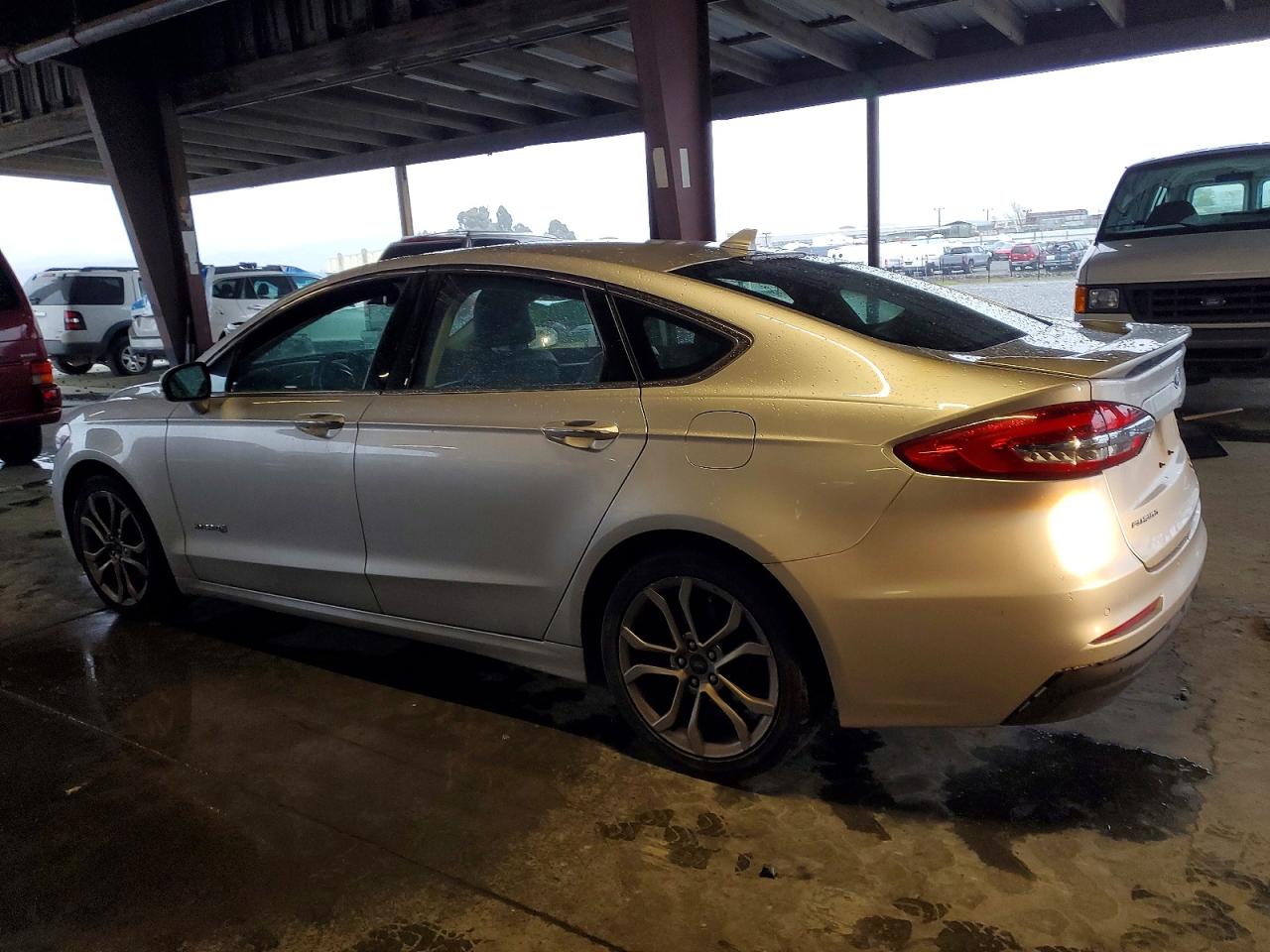 2019 FORD FUSION TITANIUM photo 2
