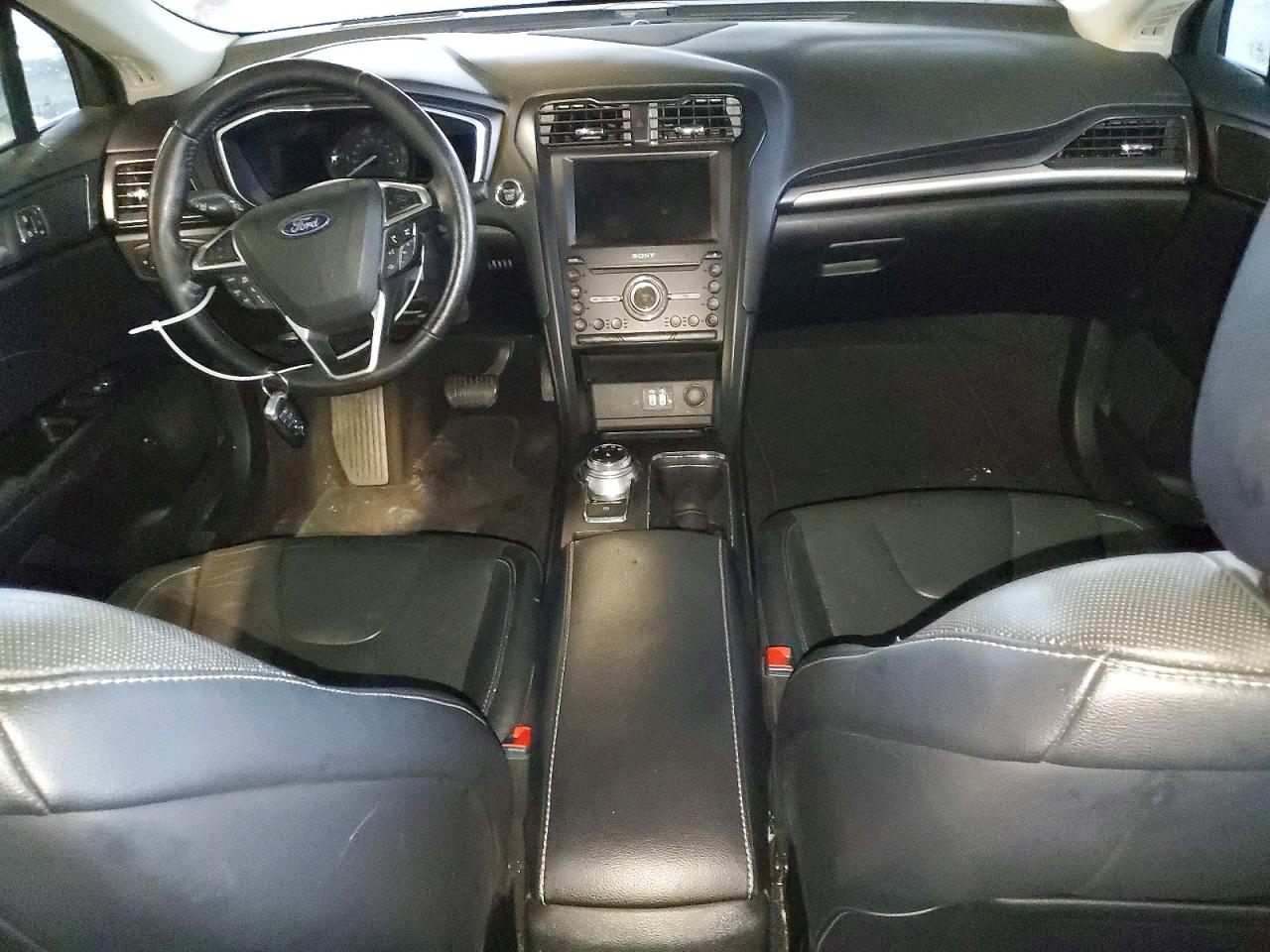 2019 FORD FUSION TITANIUM photo 8