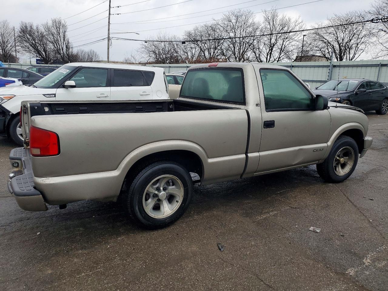 1999 CHEVROLET S TRUCK S10 photo 3