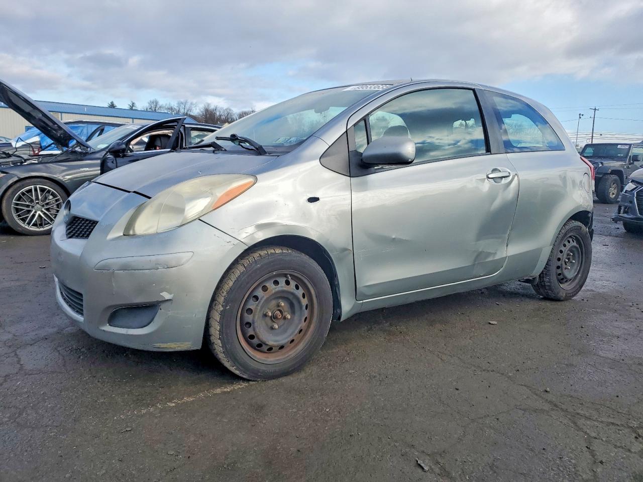 2009 TOYOTA YARIS