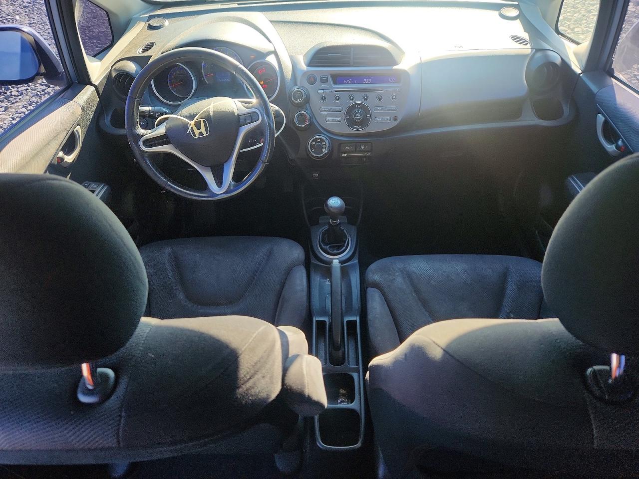 2011 HONDA FIT SPORT photo 8