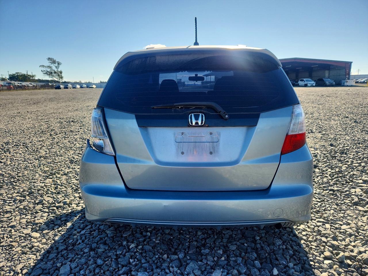 2011 HONDA FIT SPORT photo 6