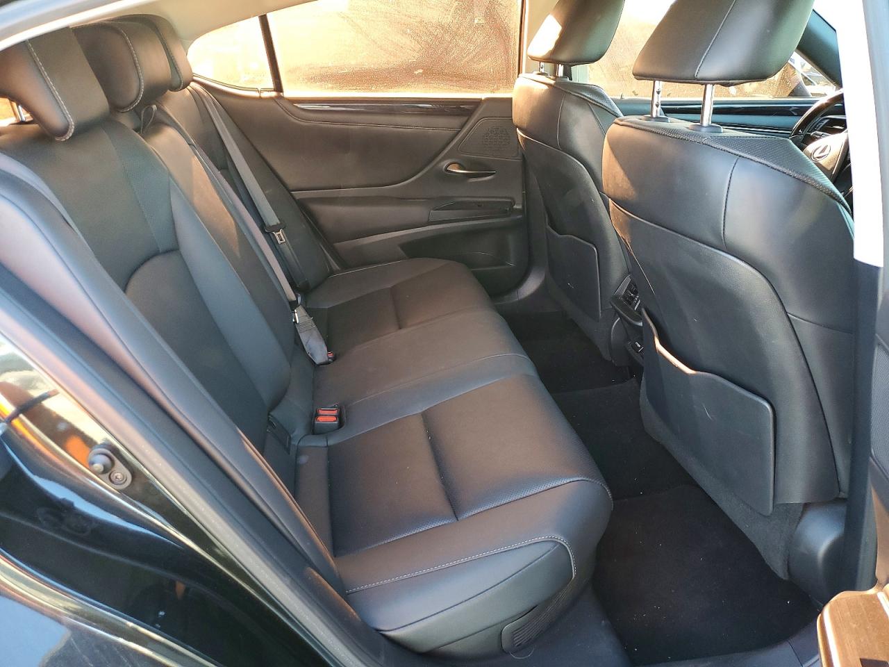 2020 LEXUS ES 300H photo 10