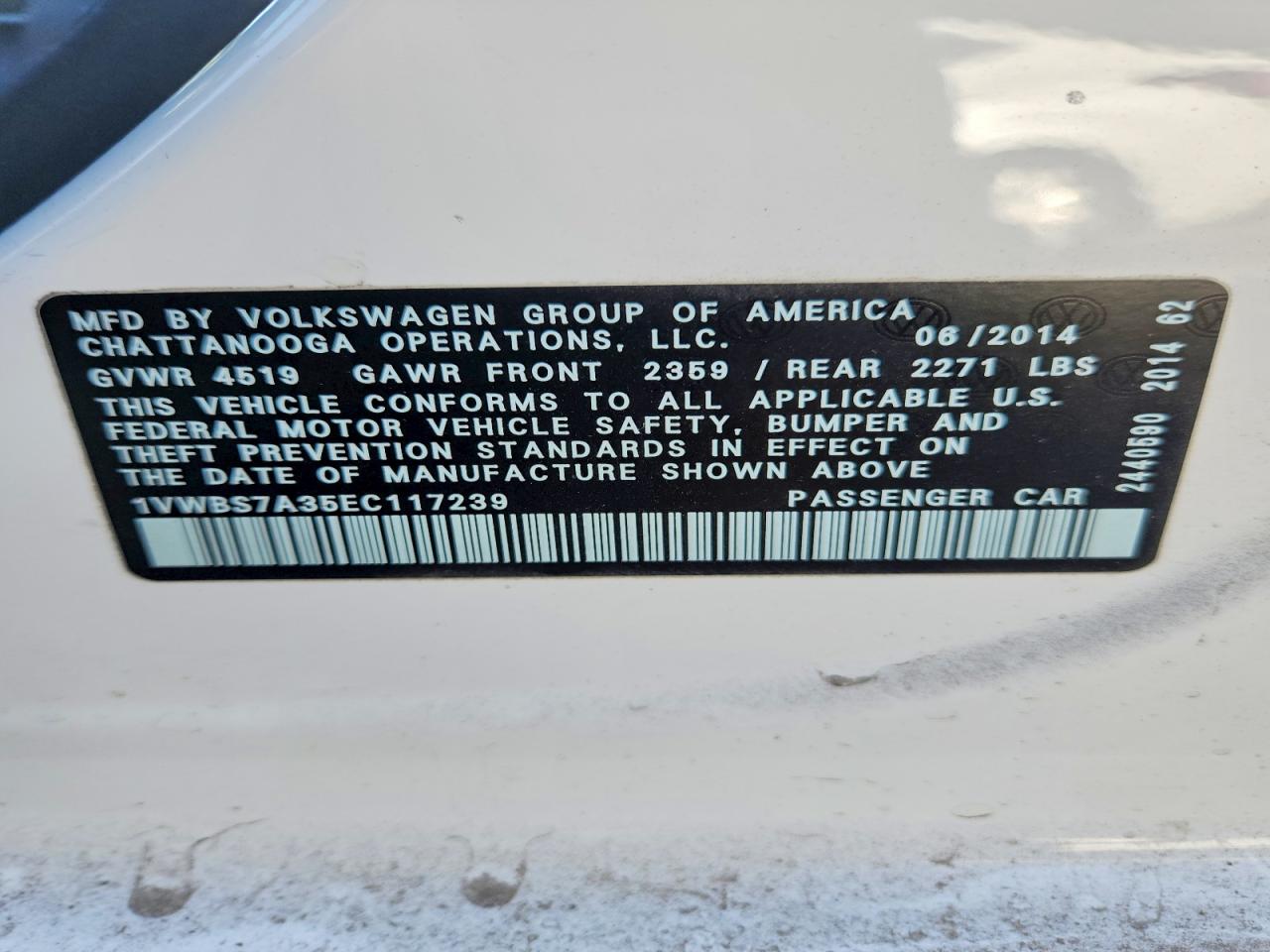 2014 VOLKSWAGEN PASSAT SE photo 13