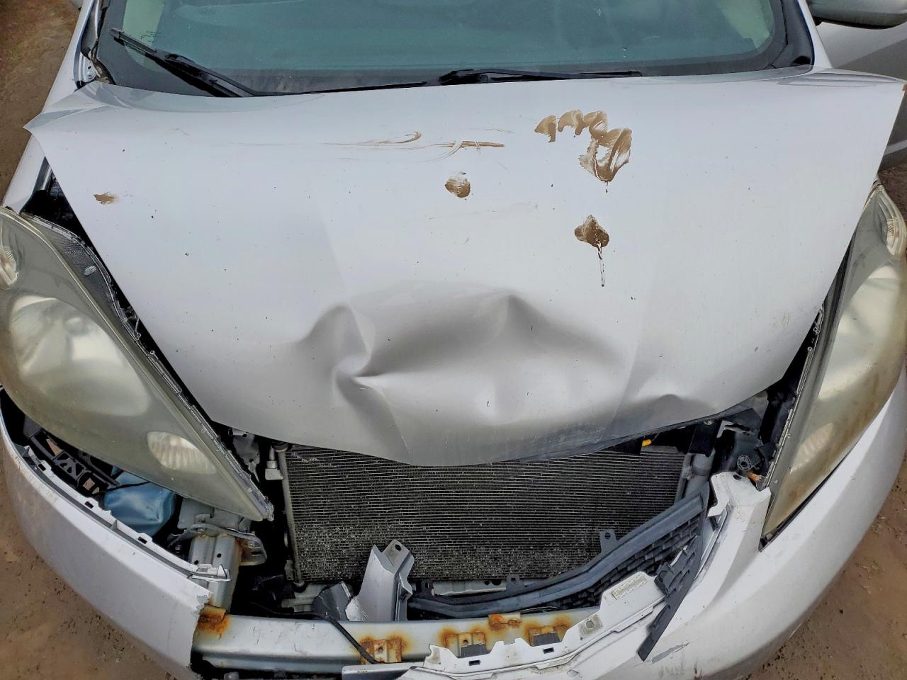 2013 HONDA FIT photo 11
