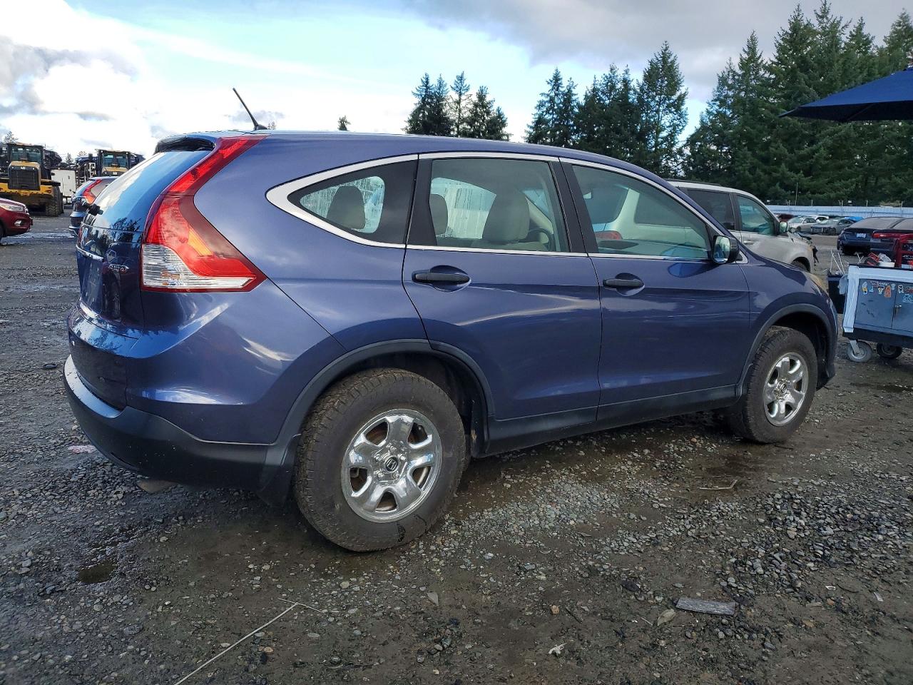 2013 HONDA CR-V LX photo 3