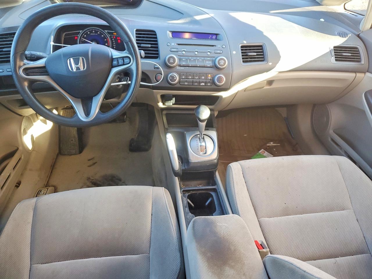 2011 HONDA CIVIC LX photo 8